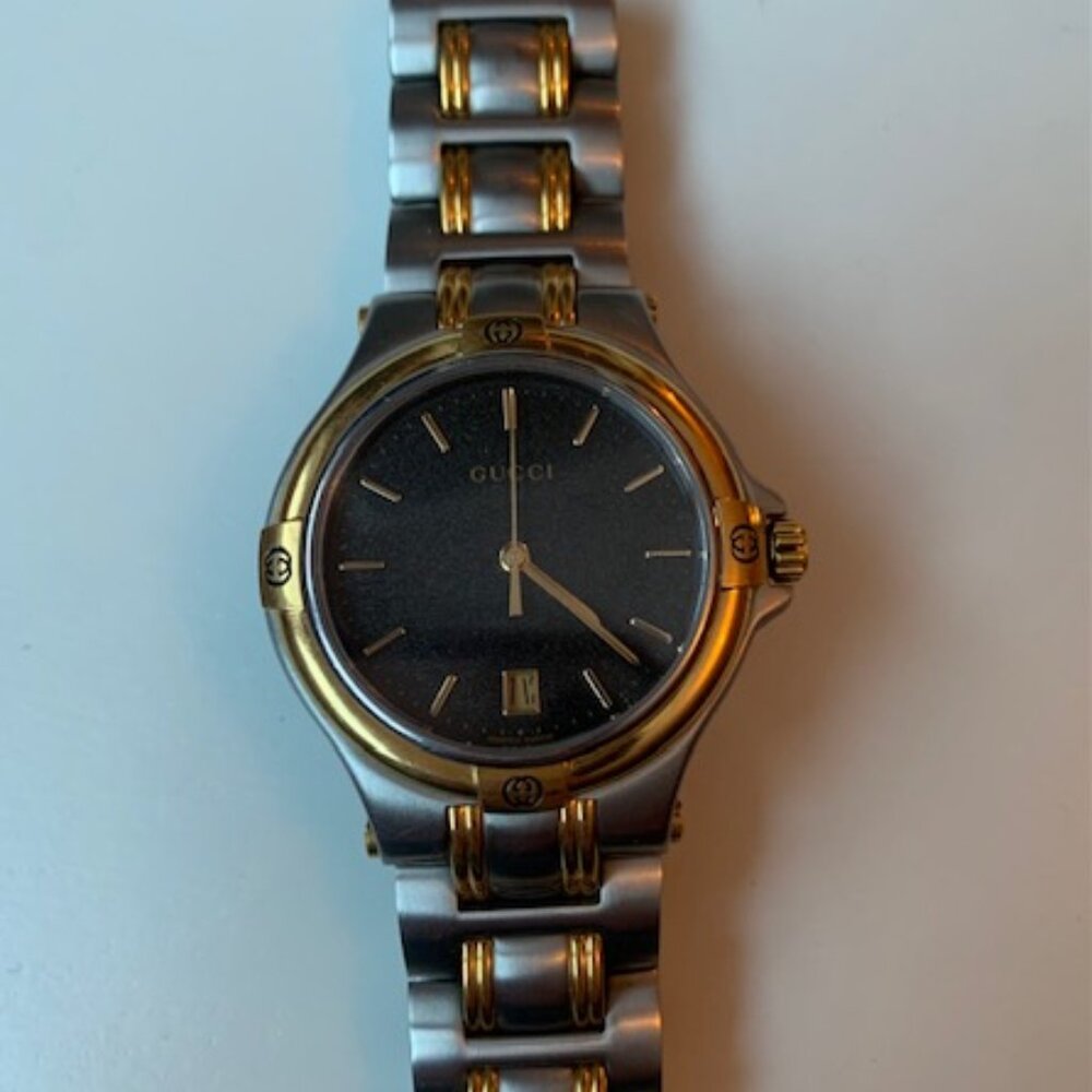 Authentic Vintage Gucci Two-Tone Swiss Watch | Box & Papers - Picture 6 of 9